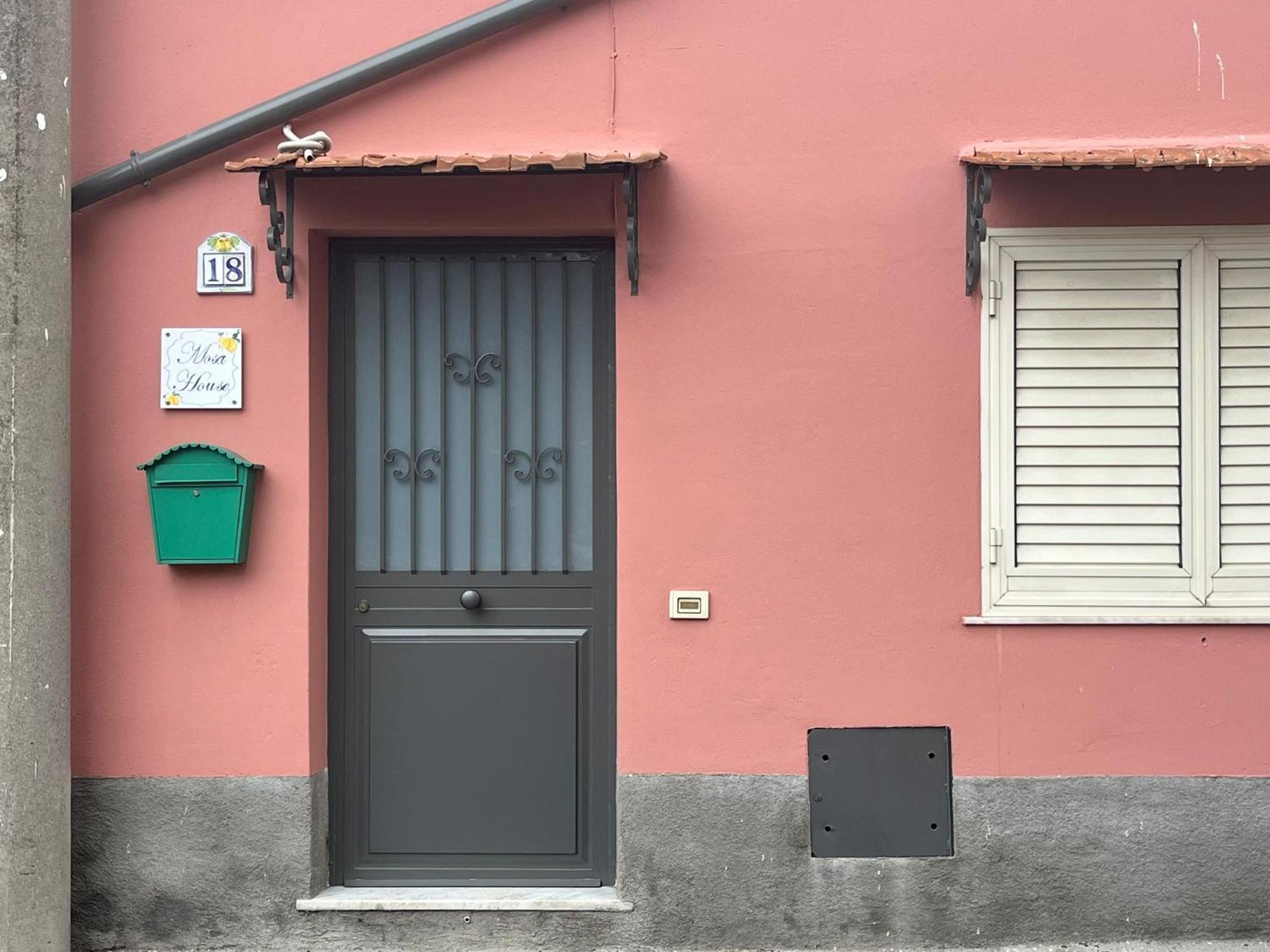 Mosa House Aci Castello Exterior foto